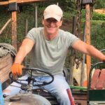 Thomas auf Traktor 2